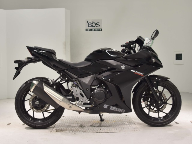 Suzuki GSX250R