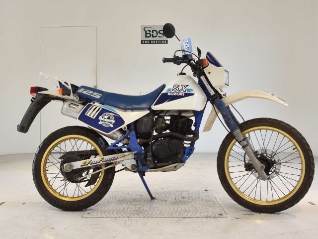 Suzuki SX125R