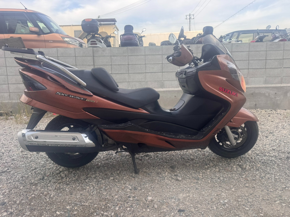 Suzuki SKYWAVE 400