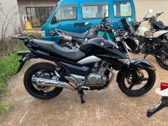 Suzuki GSR250