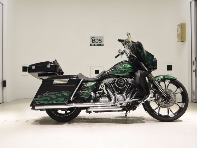 HD SREET GLIDE FLHX1580 2010