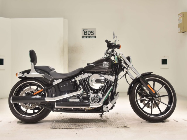 HD BREAKOUT FXSB1690 2016
