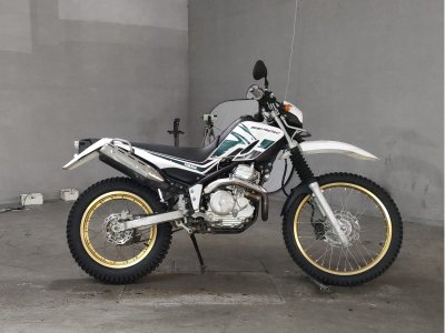 Yamaha SEROW XT250 2016