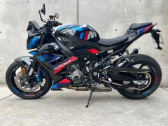 BMW M1000R 2023