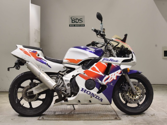 Honda CBR400RR 1995