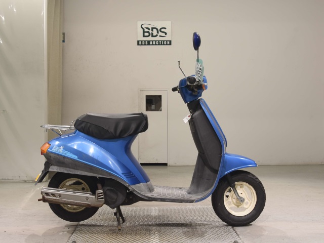 Suzuki AXIS100