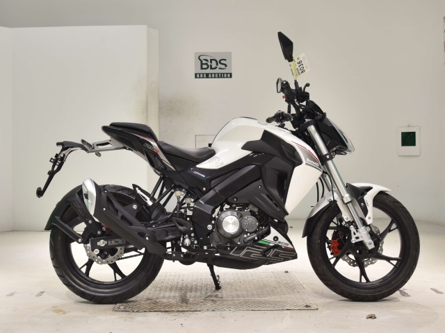 Benelli 125S 2022