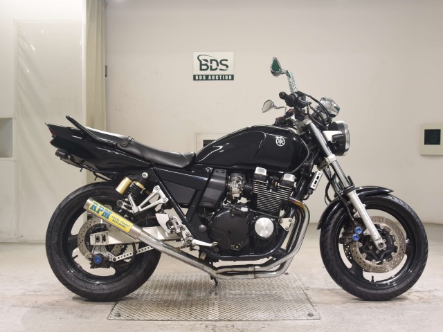 Yamaha XJR400 2006
