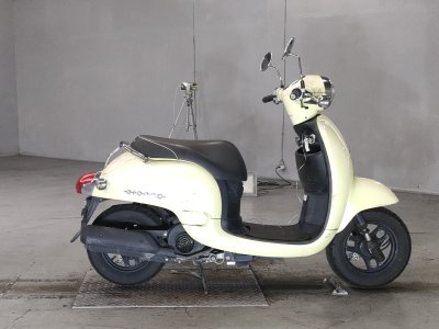 Honda GIORNO 2011