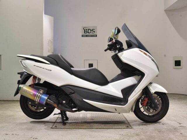Honda FORZA SIA 2016