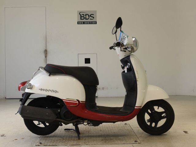 Honda GIORNO 2012