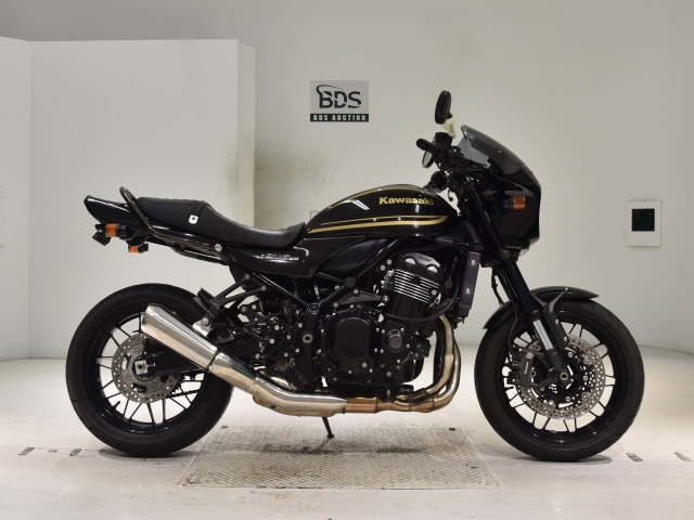 Kawasaki Z900RS 2024