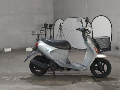 Suzuki LETS4