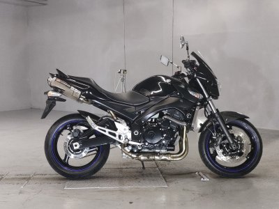 Suzuki GSR400