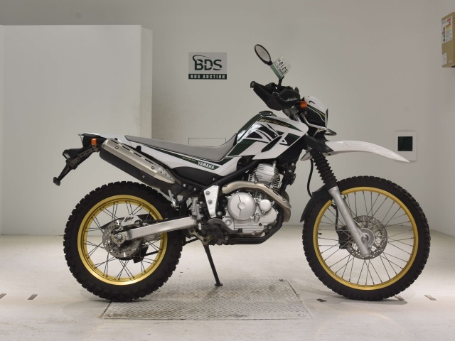 Yamaha SEROW XT250 2018