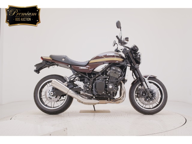 Kawasaki Z900RS 2025