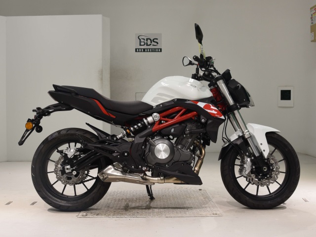 Benelli TNT 249 S 2022