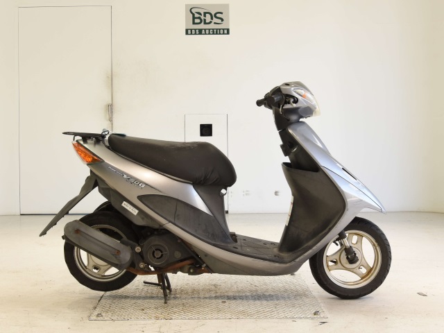 Suzuki ADDRESS V50