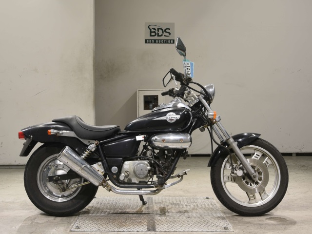 Honda MAGNA50 2004