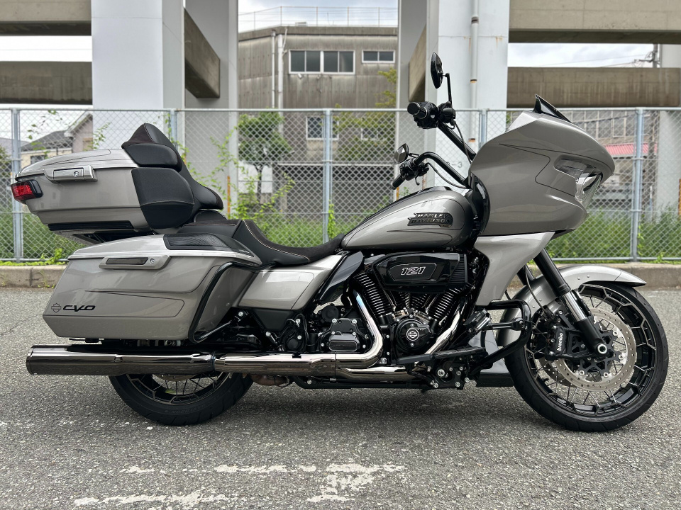 HD ROAD GLIDE FLTRXSE1923 CVO 2023