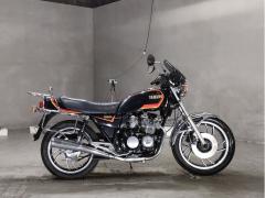 Yamaha XJ550