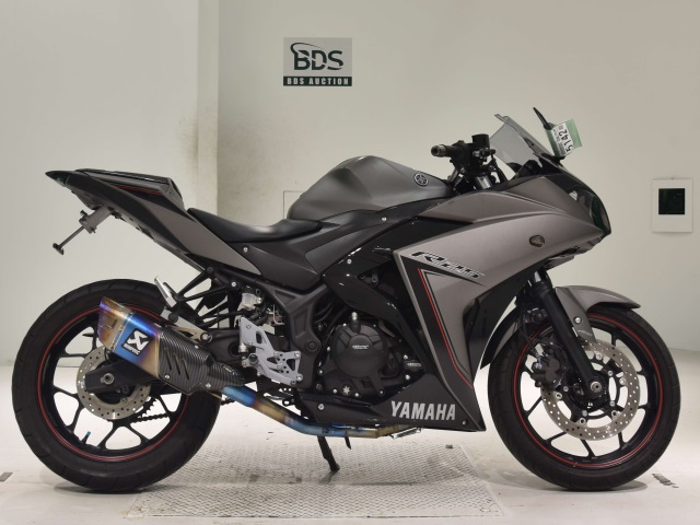 Yamaha YZF-R25A 2016