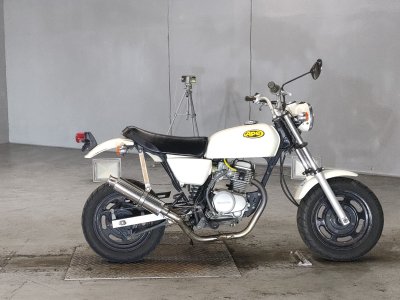 Honda APE50 2002