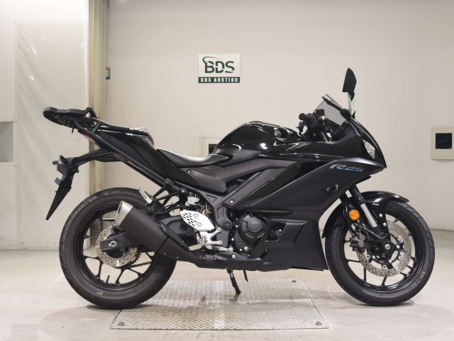 Yamaha YZF-R25A 2023