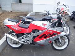 Suzuki GSX-R400 1990