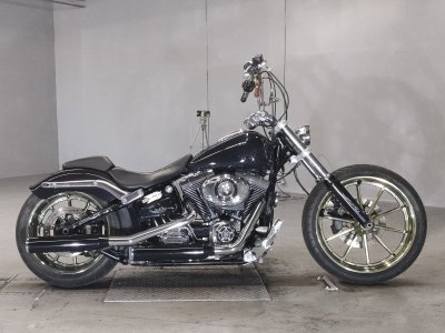 HD BREAKOUT FXSB1580 2015