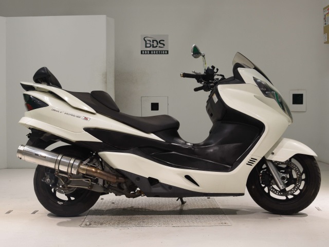 Suzuki SKYWAVE 250S