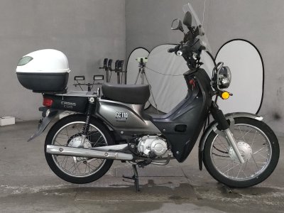 Honda CC110 CROSSCUB 2016