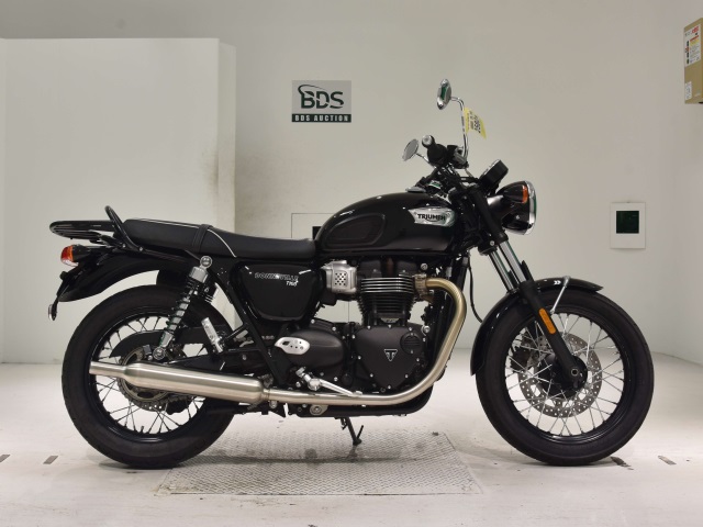 Triumph BONNEVILLE T100 2022