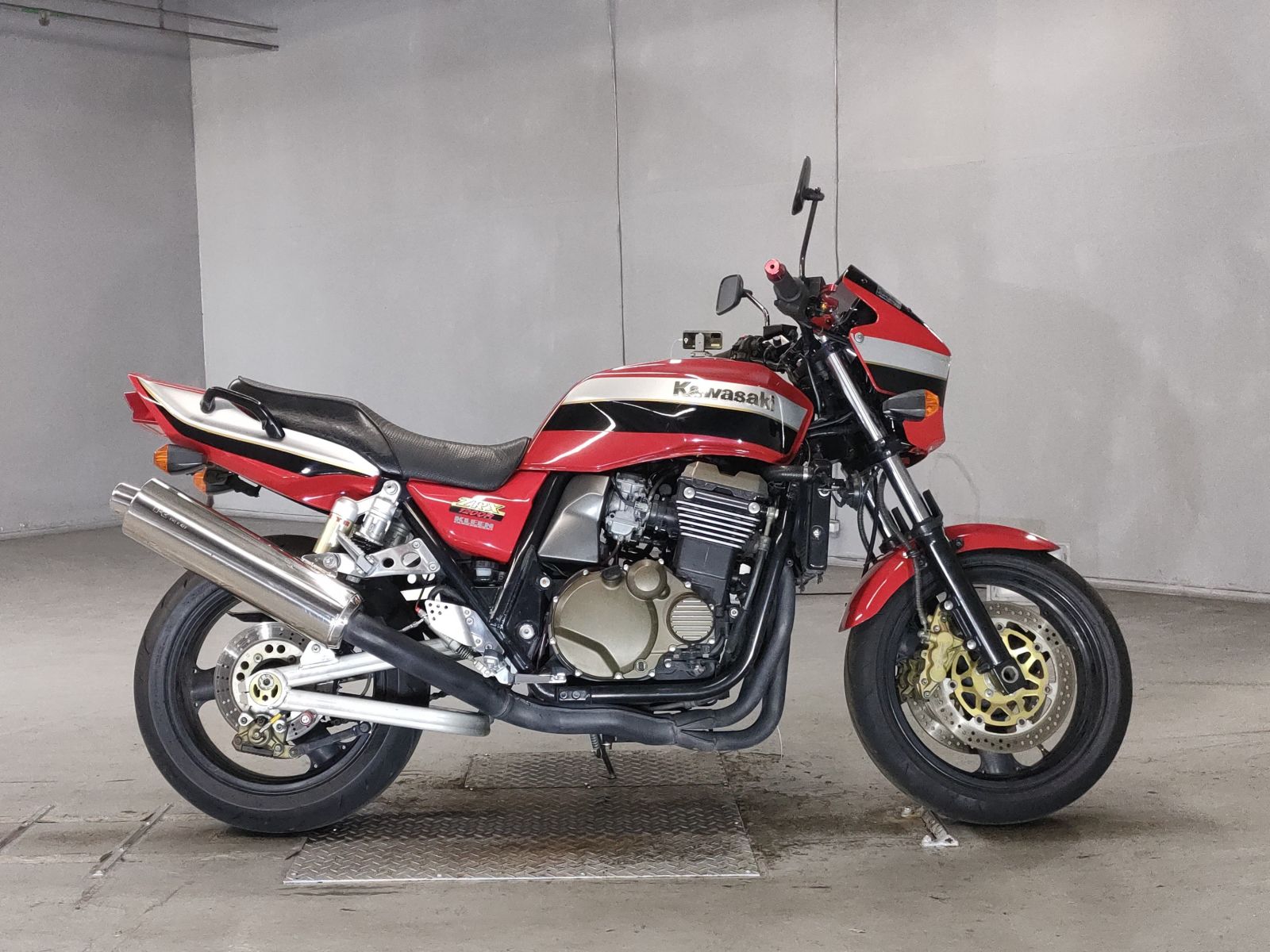 Kawasaki ZRX1200R 2001