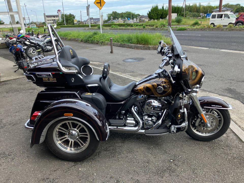 HD ELECTRA GLIDE FLHTCU1690 TRIKE 2014
