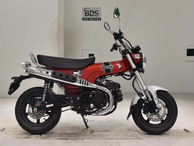 Honda DAX125 2022