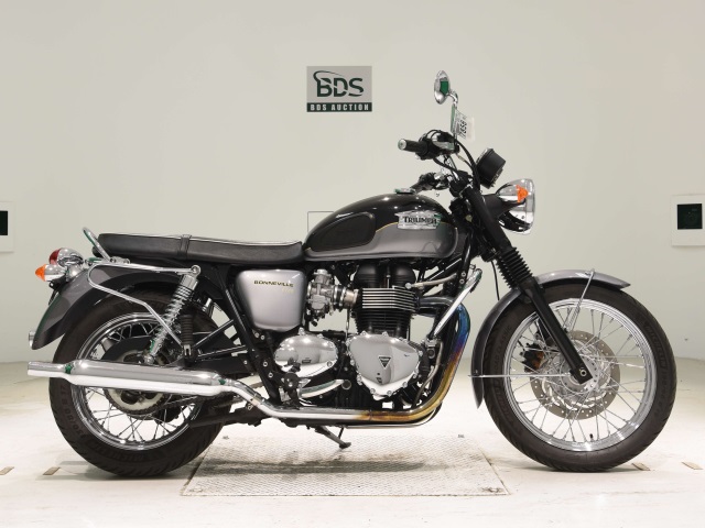 Triumph BONNEVILLE T100 2014