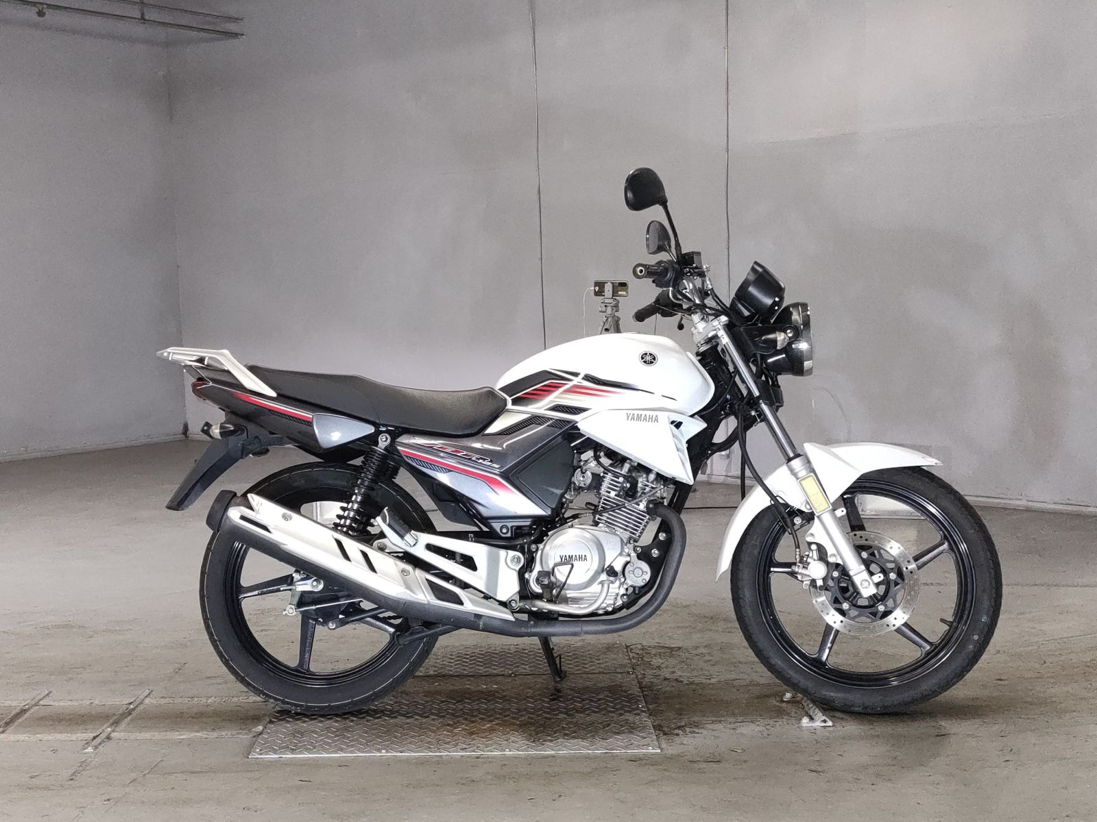 Yamaha YBR125 2014