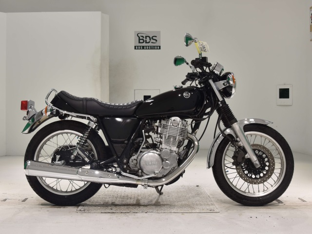 Yamaha SR400 2020