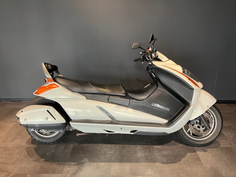 Suzuki GEMMA250