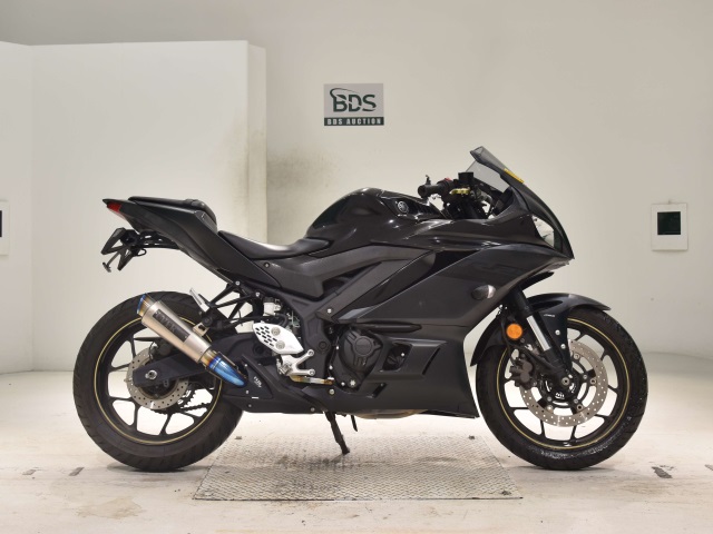 Yamaha YZF-R25A 2021
