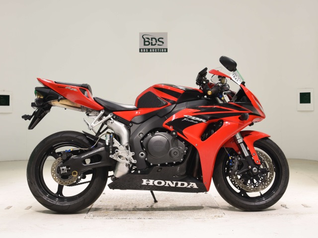 Honda CBR1000RR 2008