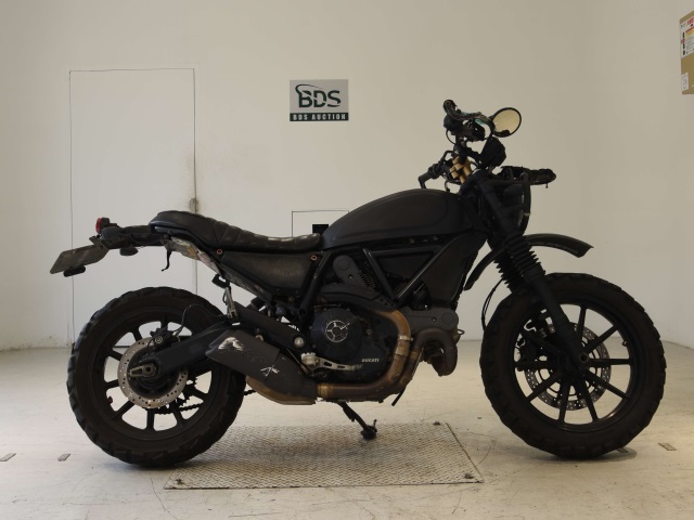 Ducati SCRAMBLER SIXTY2 2016
