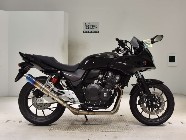 Honda CB400SF BOLDOR 2023
