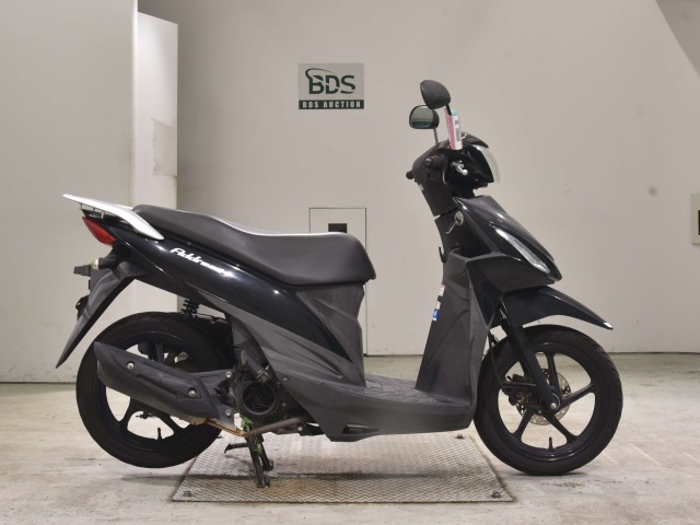 Suzuki ADDRESS V110