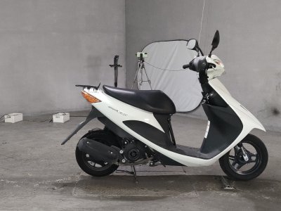 Suzuki ADDRESS V50