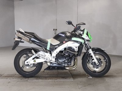 Suzuki GSR400