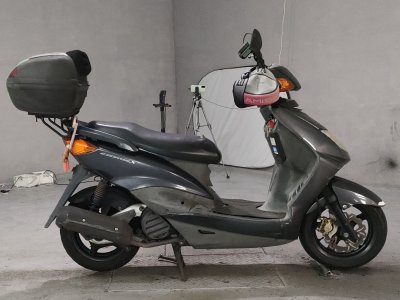 Yamaha CYGNUS125X