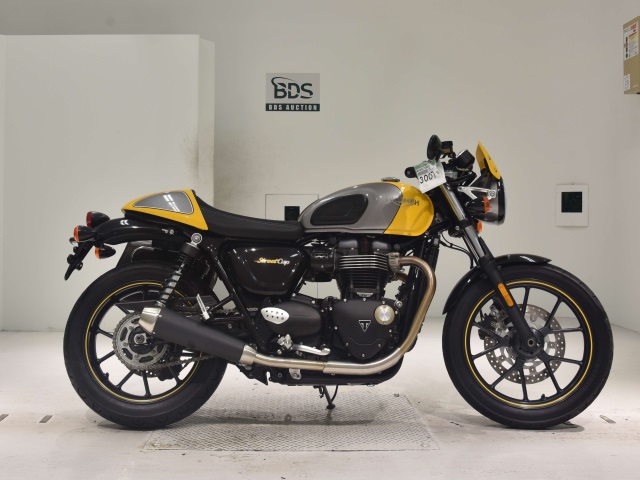 Triumph ｽﾄﾘｰﾄｶｯﾌﾟ 2018