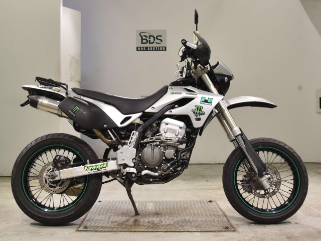 Kawasaki D-TRACKER250 2005
